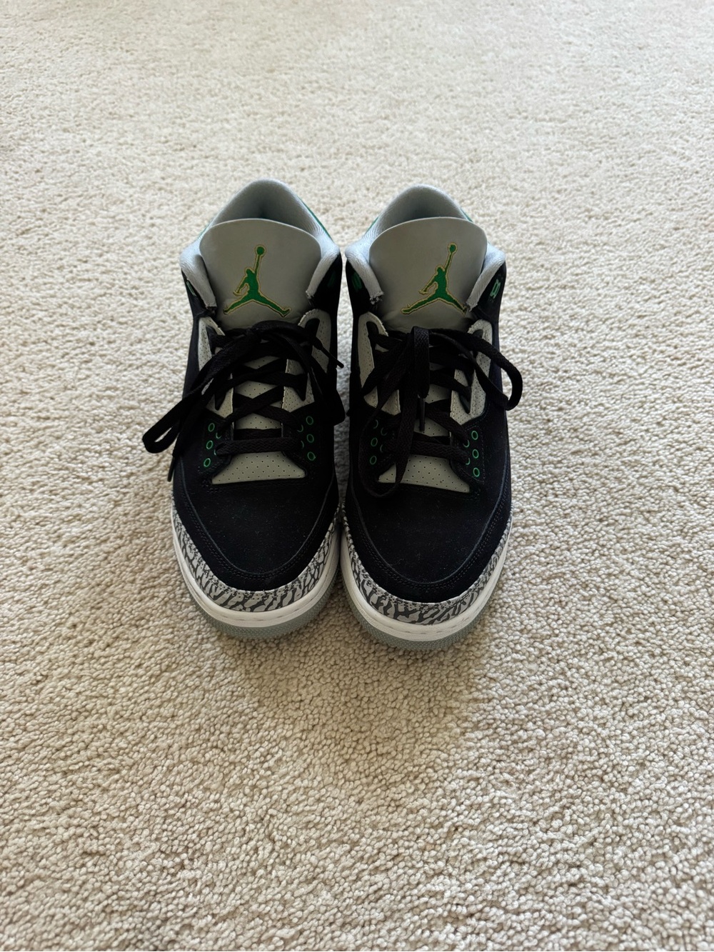 Jordan Men's Sneakers Black Grey Green Interior Detail